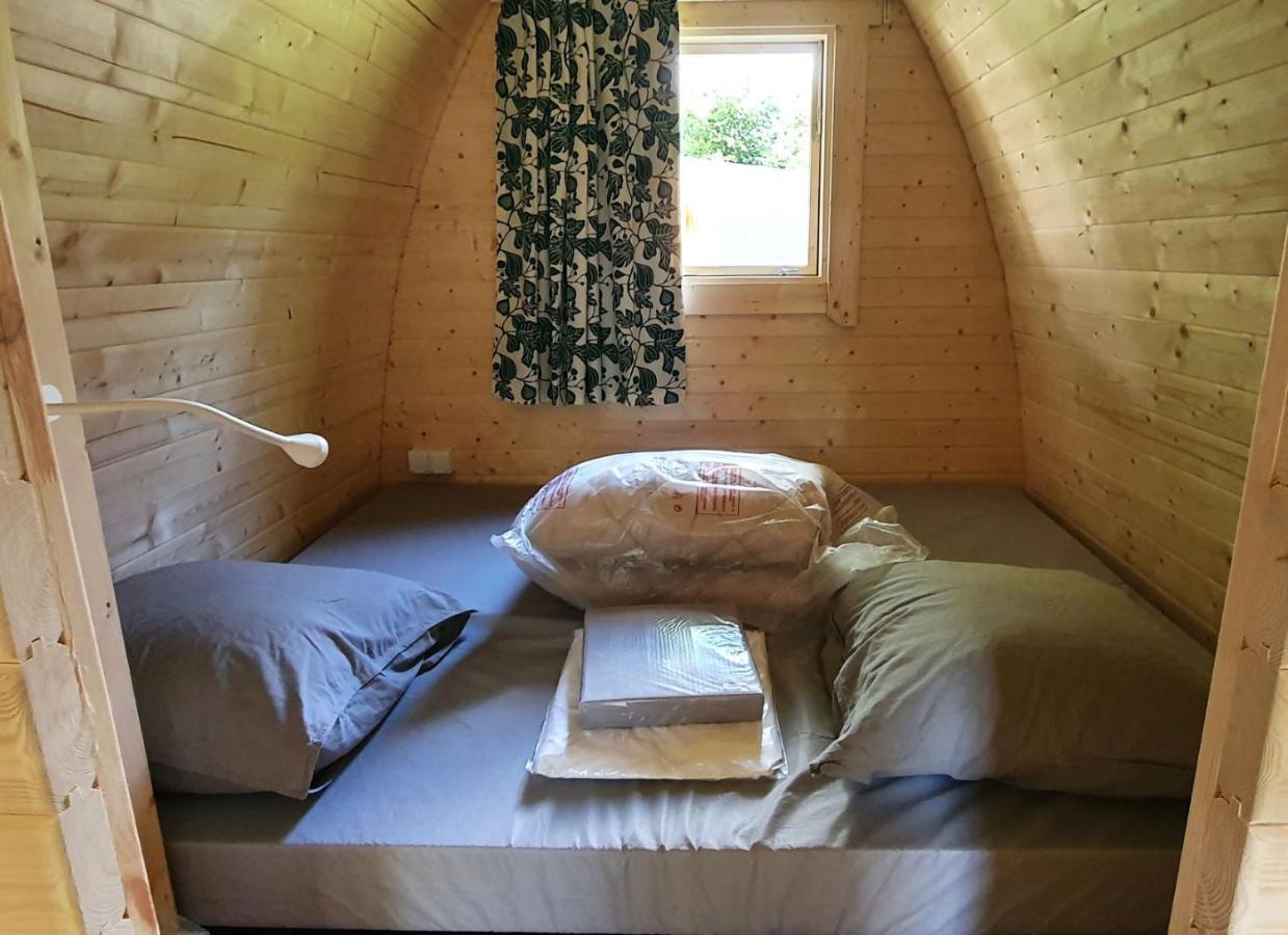 Cabane 2/3 Pers Au Camping Les Patis Nazelles-Negron Exterior photo